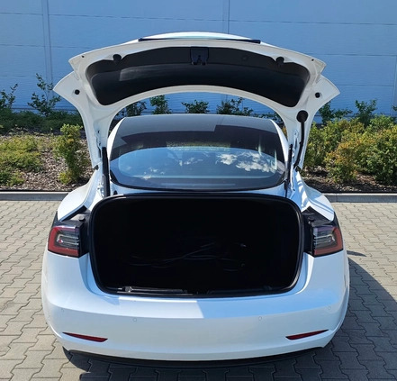Tesla Model 3 cena 161800 przebieg: 27259, rok produkcji 2022 z Łęczyca małe 301